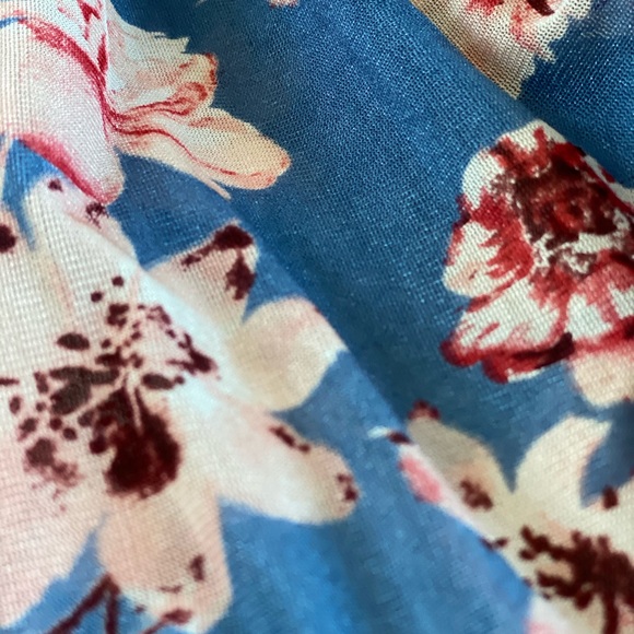 Spring Off-Shoulder Top - Picture 2 of 2